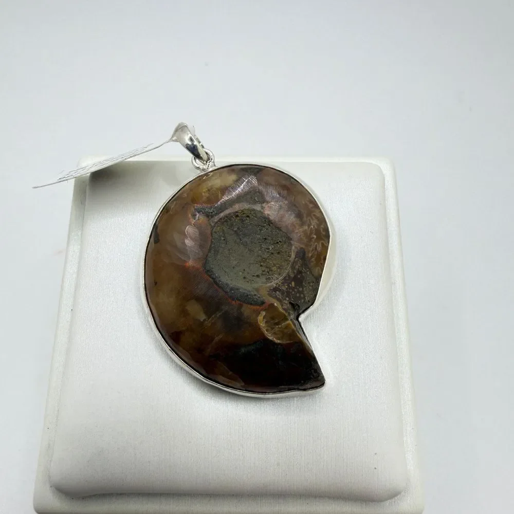 NWT‎ 23.5x30mm AMMONITE pendant in Bali sterling silver!